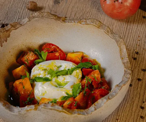 burrata en Restaurante Craft
